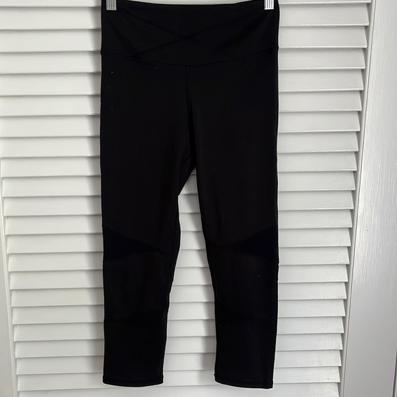 Yummie by Heather Thomson Legging Leah Capri Tech Mesh Black - Picture 2 of 6